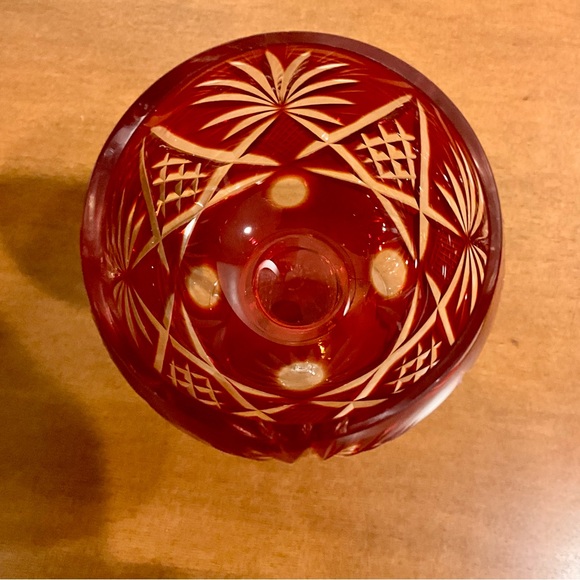 Large Red Cut to Clear Wine - Picture 4 of 6